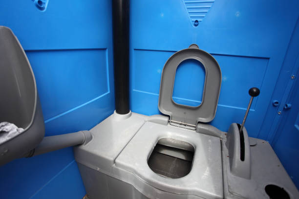 Best Portable restroom trailer rental  in Crystal Lake, FL